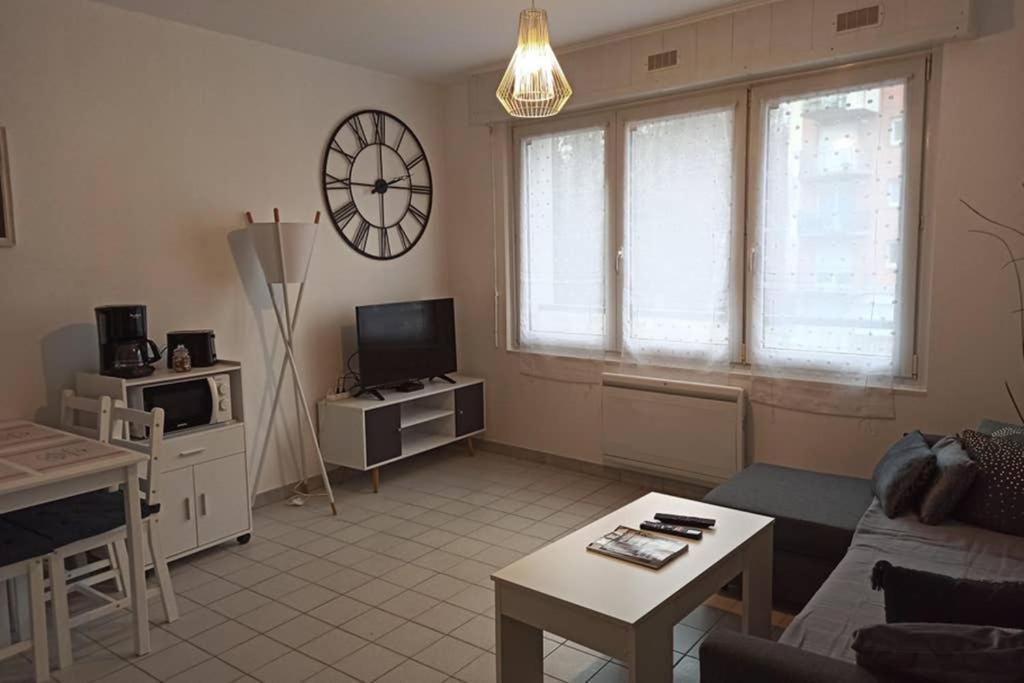 Les Chevalets I Classe 2 Etoiles 朗斯 外观 照片
